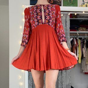 Urban Outfitters Ecoté Flowy Floral Red Dress S